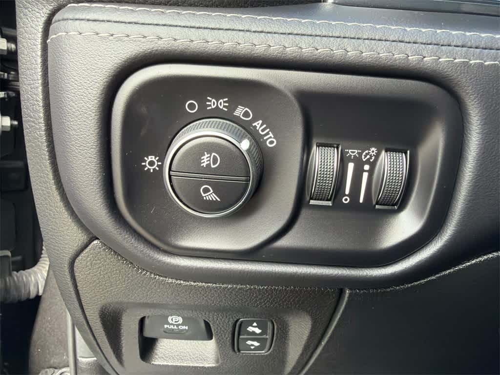 Thumbnail: 2023 RAM 1500 - 30