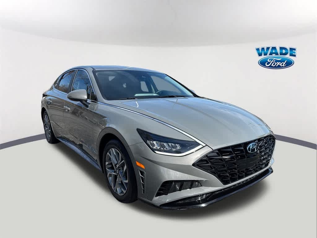 Thumbnail: 2023 Hyundai Sonata - 3