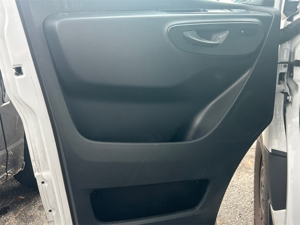 Thumbnail: 2025 Mercedes-Benz Sprinter - 6