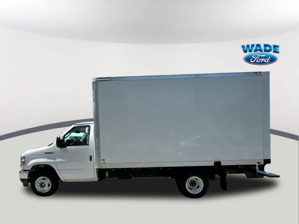 Thumbnail: 2023 Ford Econoline - 8