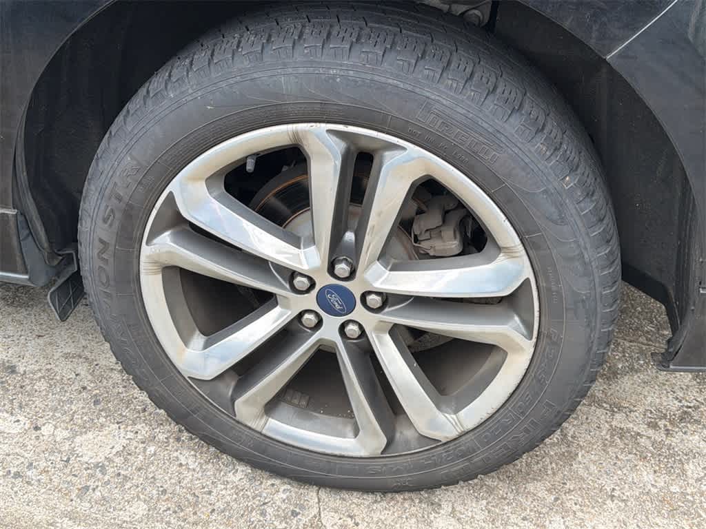 Thumbnail: 2018 Ford Edge - 8