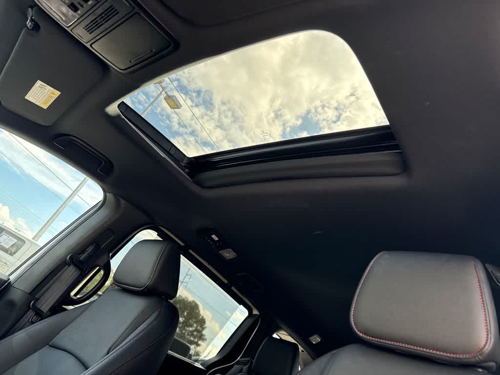 Thumbnail: 2024 Honda Odyssey - 32