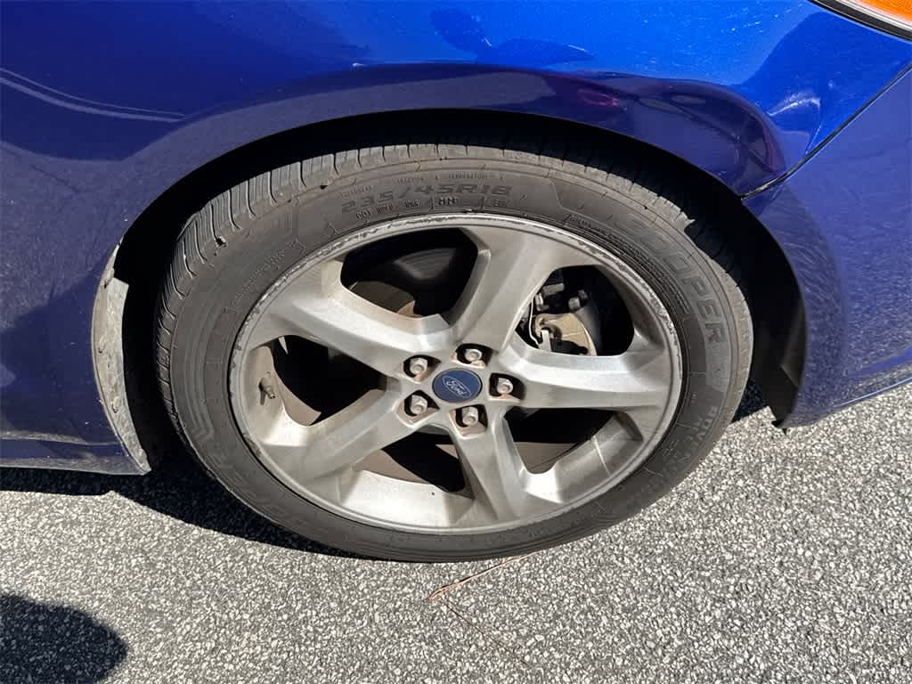 Thumbnail: 2016 Ford Fusion - 11