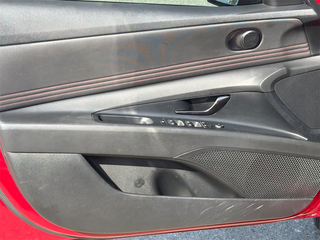 Thumbnail: 2023 Hyundai Elantra - 11