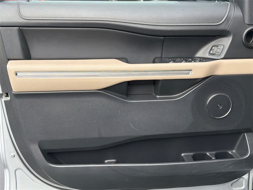 Thumbnail: 2023 Ford Expedition MAX - 11