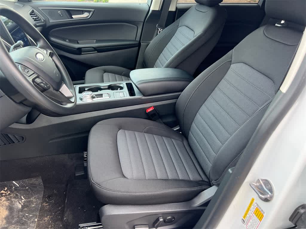 Thumbnail: 2024 Ford Edge - 10