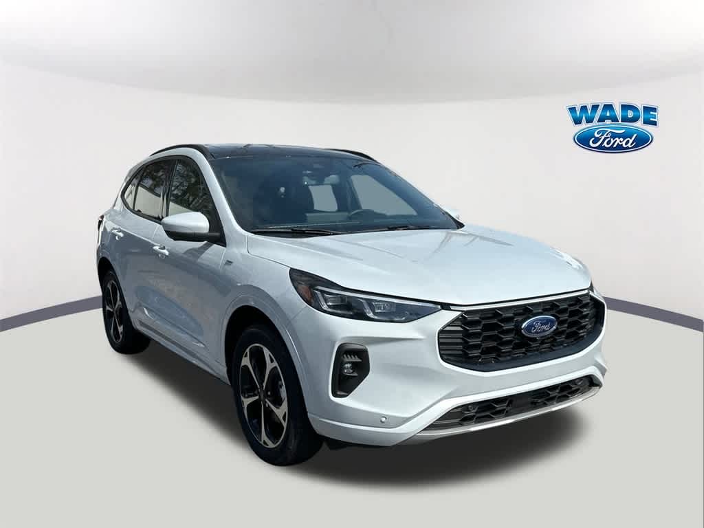 Thumbnail: 2025 Ford Escape - 3