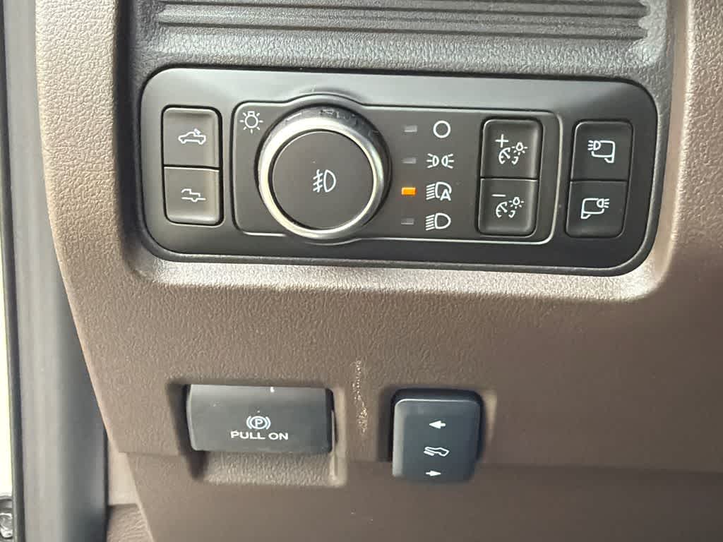 Thumbnail: 2026 Ford F-350 - 31