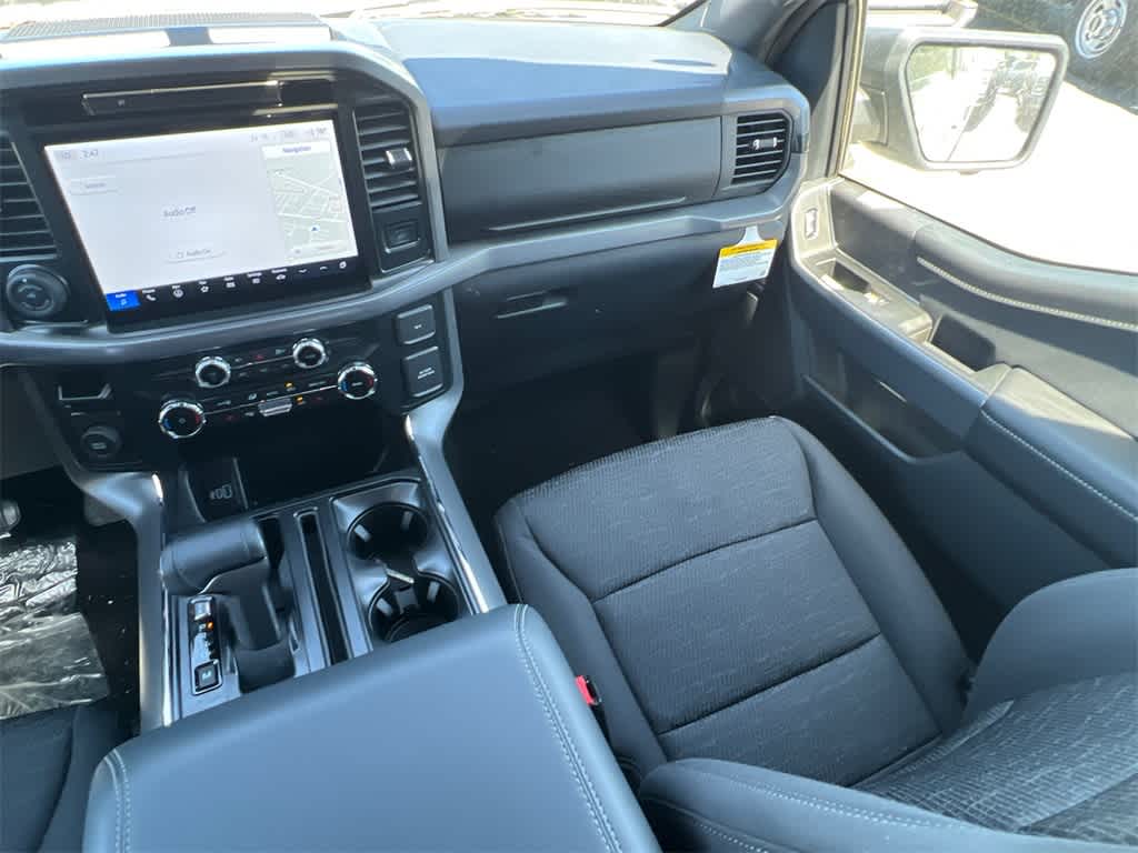 Thumbnail: 2025 Ford F-150 - 18