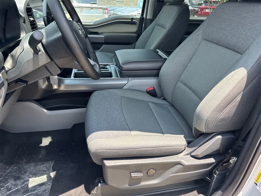 Thumbnail: 2025 Ford F-150 - 10