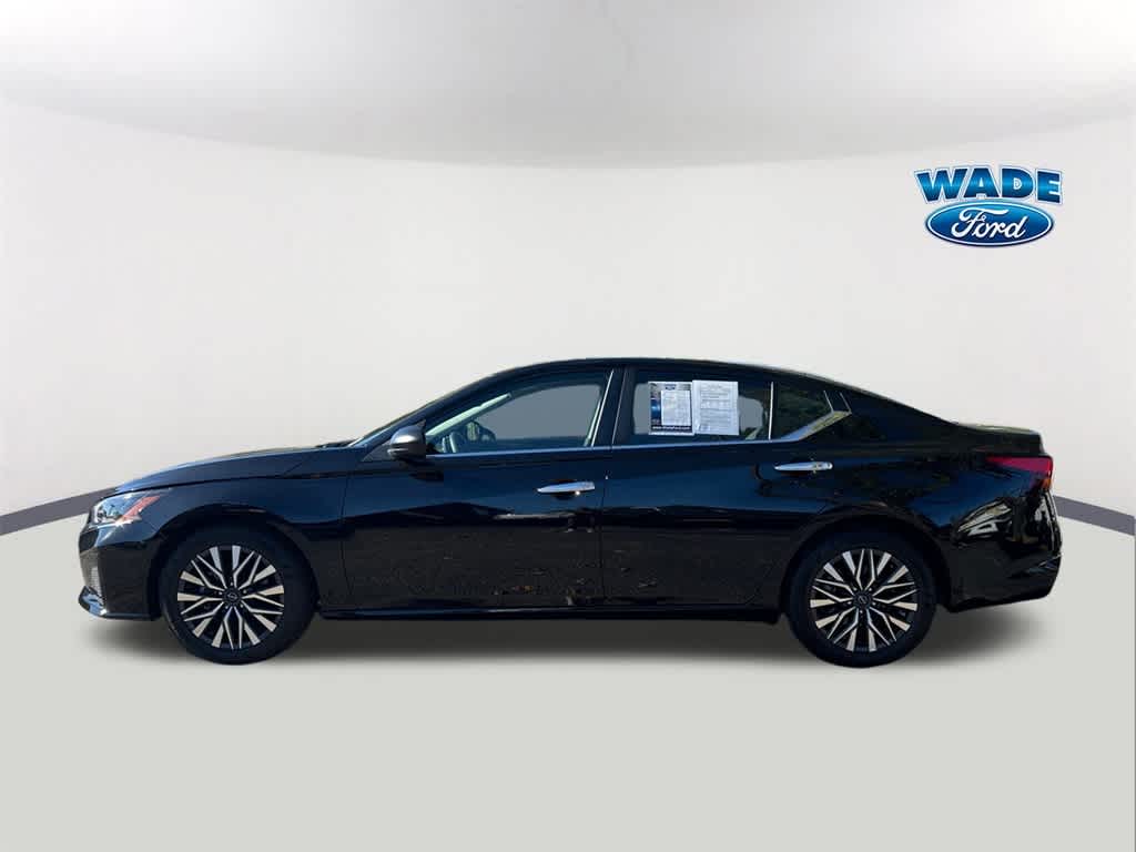 Thumbnail: 2025 Nissan Altima - 8