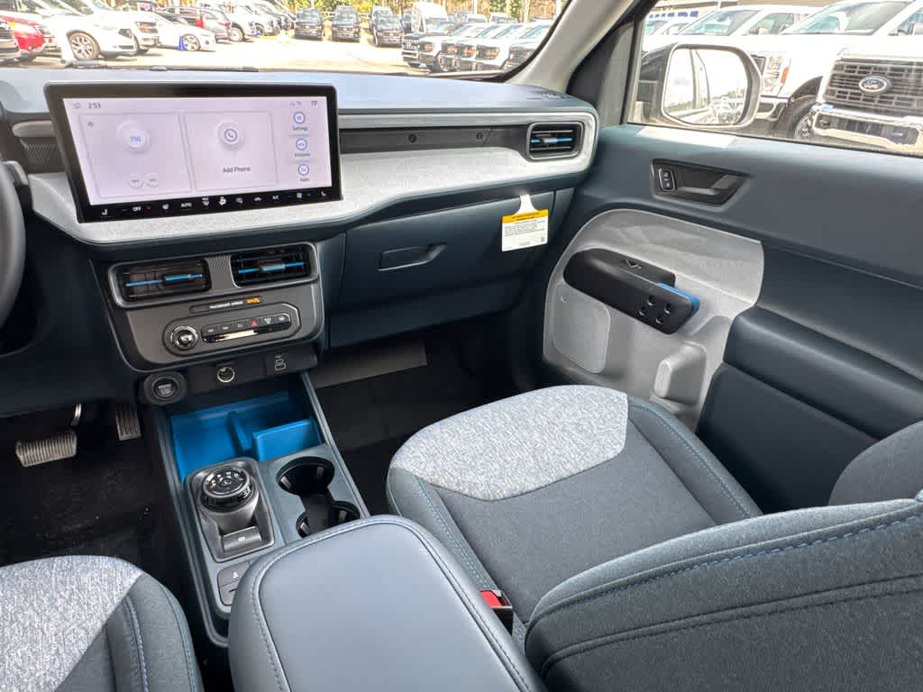 Thumbnail: 2026 Ford Maverick - 21