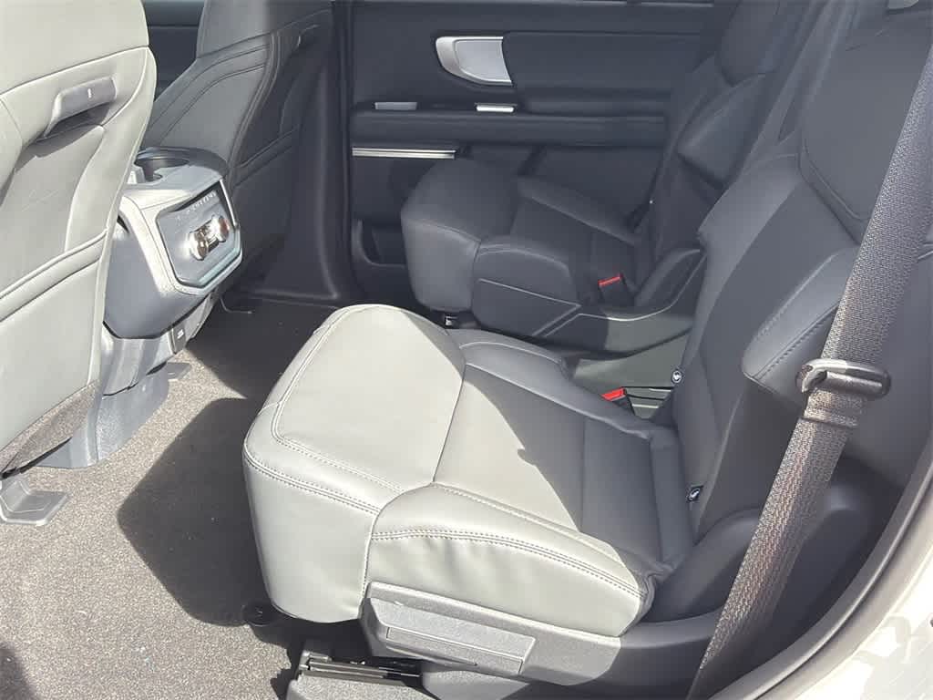 Thumbnail: 2026 Ford Expedition - 19