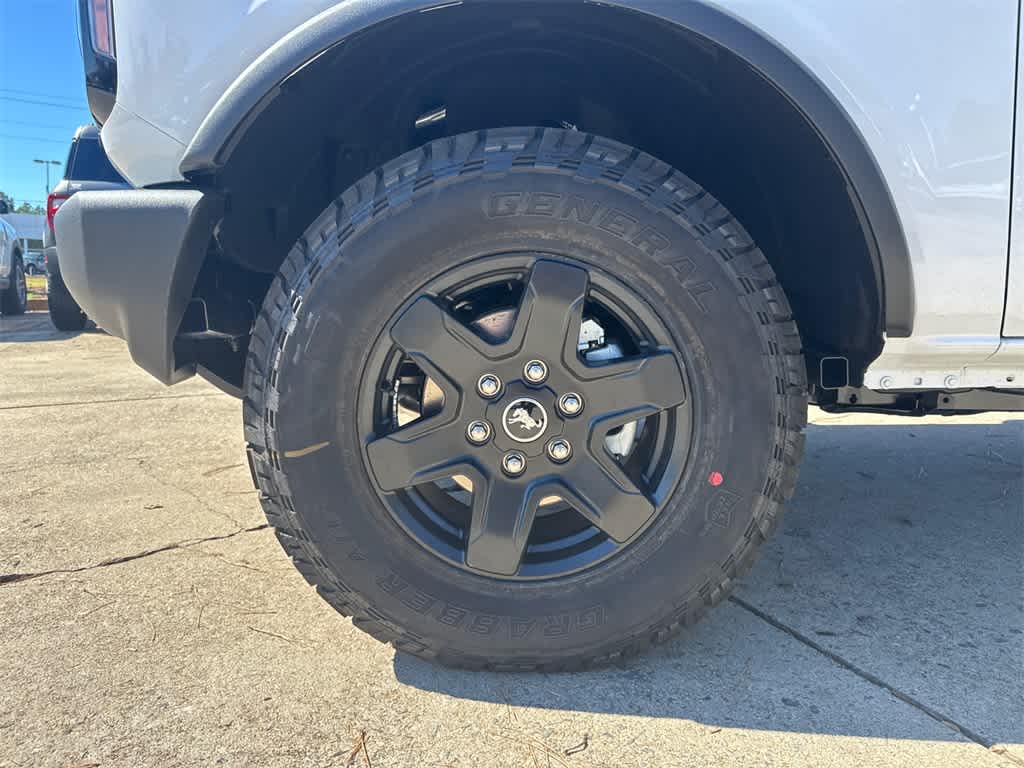 Thumbnail: 2025 Ford Bronco - 9