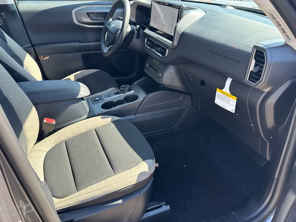 Thumbnail: 2025 Ford Bronco Sport - 13