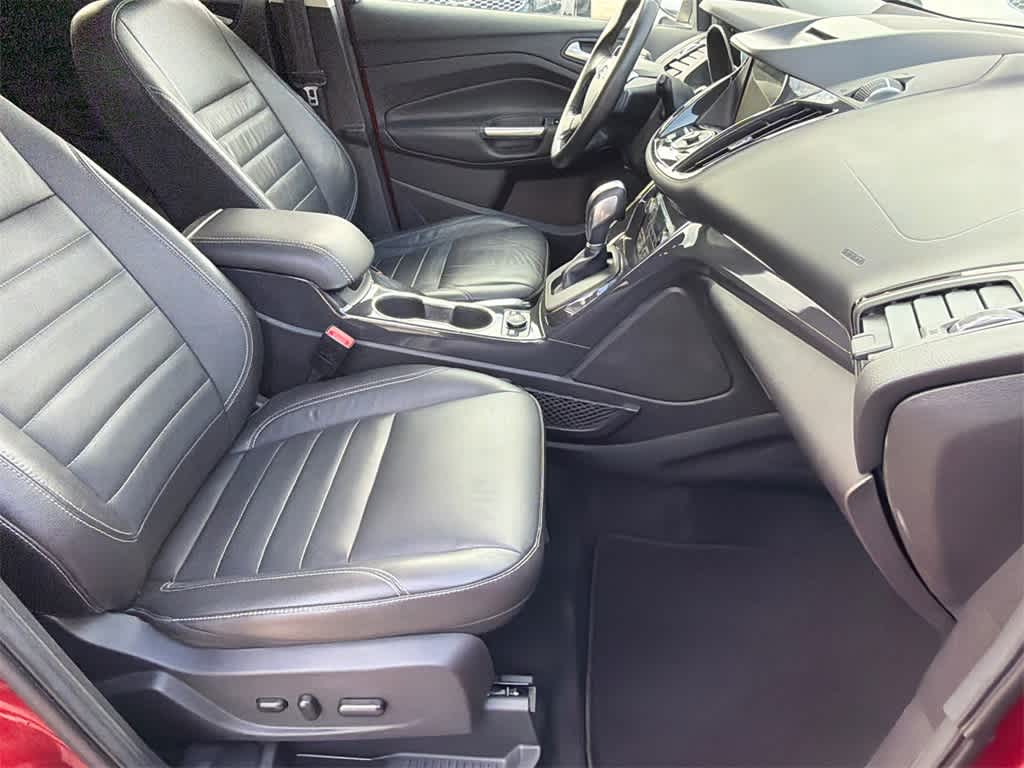 Thumbnail: 2016 Ford Escape - 12