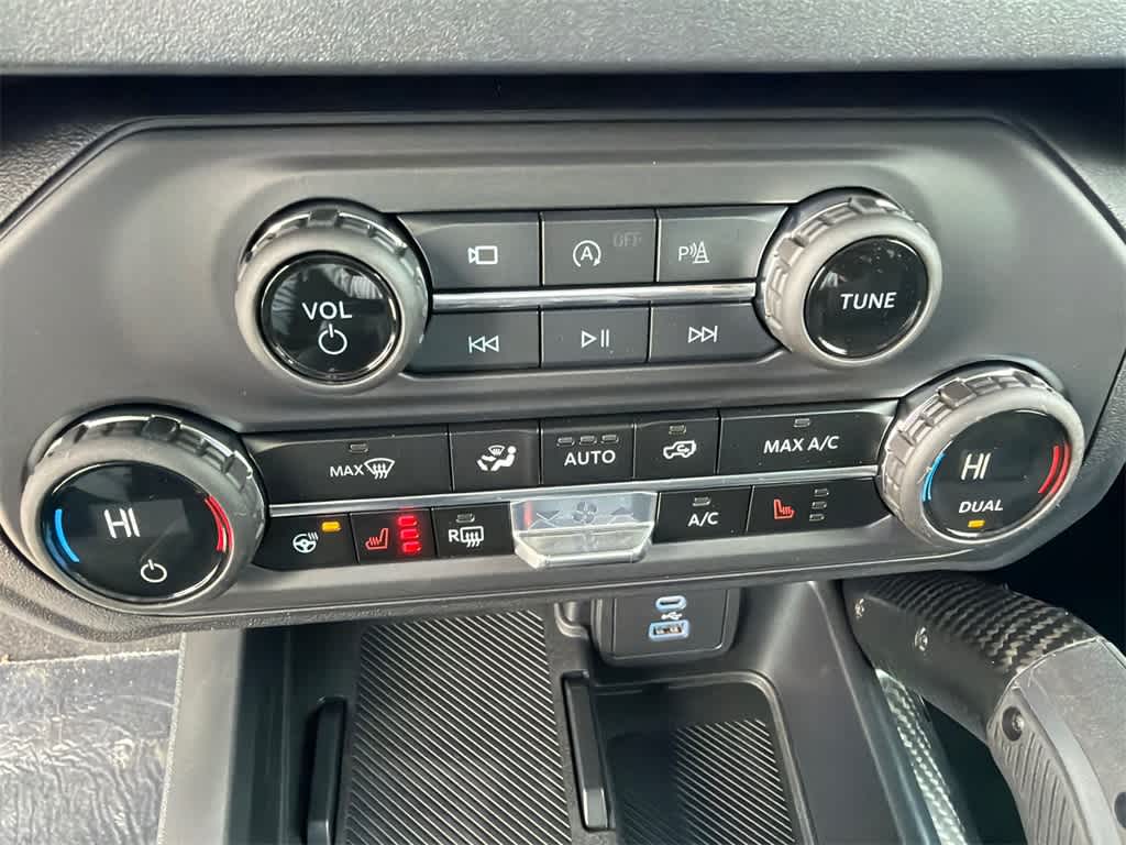 Thumbnail: 2025 Ford Bronco - 25