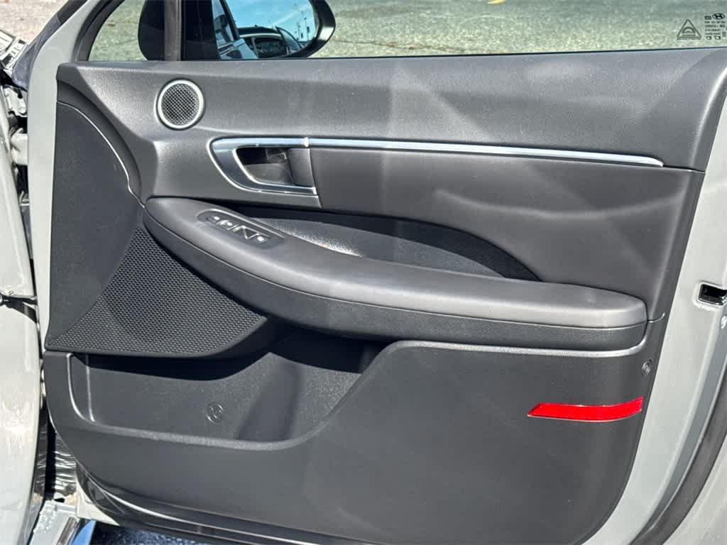 Thumbnail: 2023 Hyundai Sonata - 13