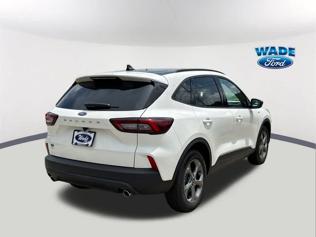 Thumbnail: 2025 Ford Escape - 5