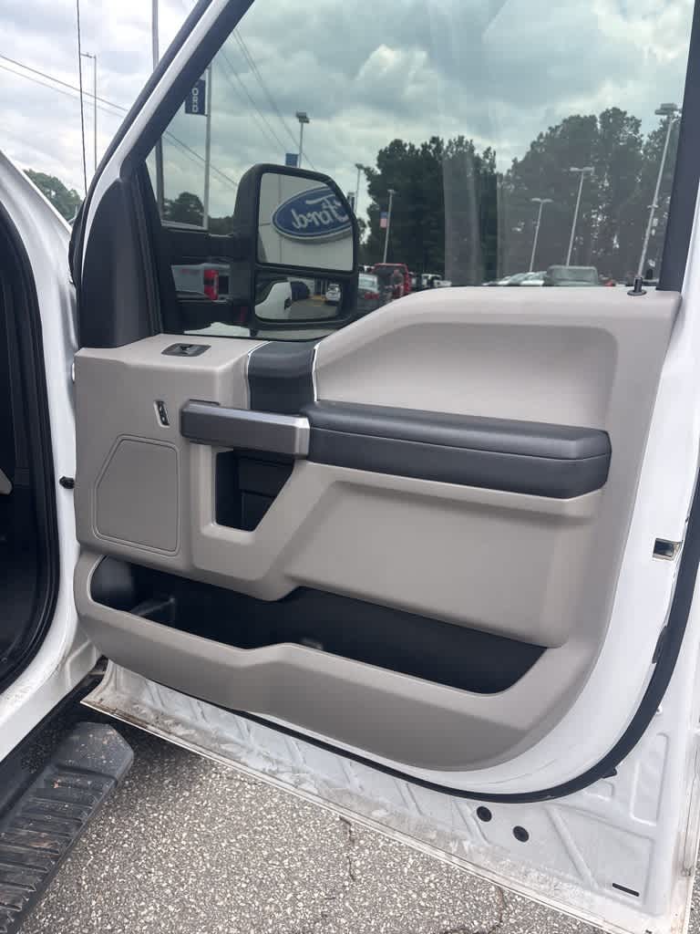 Thumbnail: 2021 Ford Econoline - 9