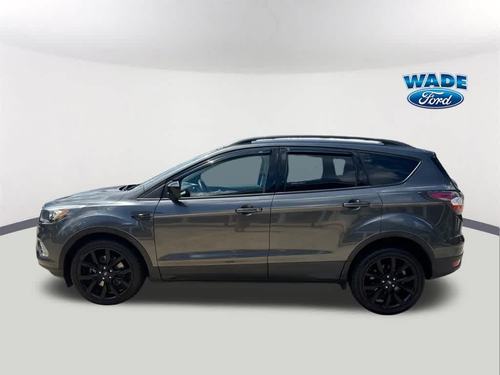 Thumbnail: 2017 Ford Escape - 8