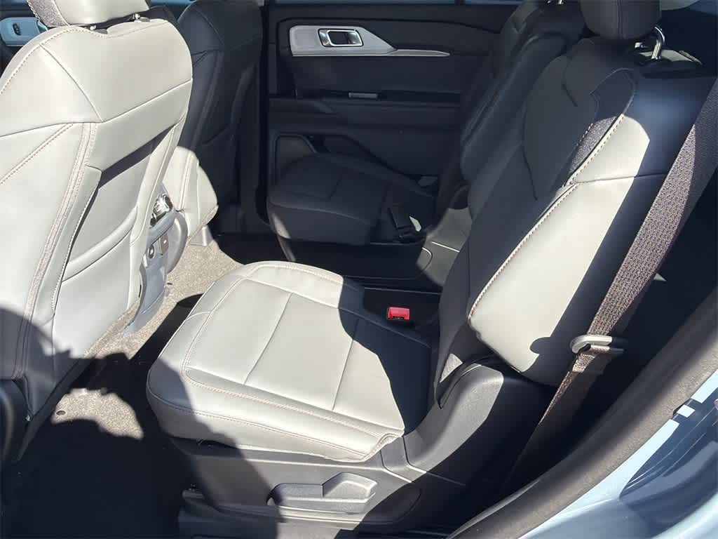Thumbnail: 2026 Ford Explorer - 16