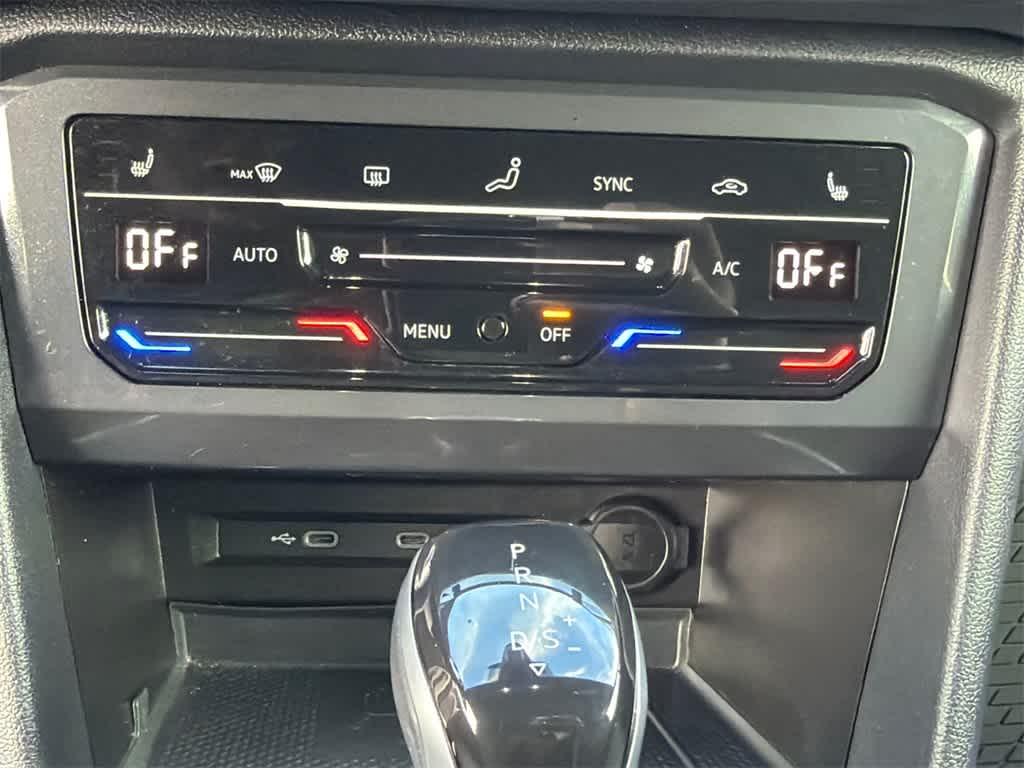 Thumbnail: 2022 Volkswagen Tiguan - 29