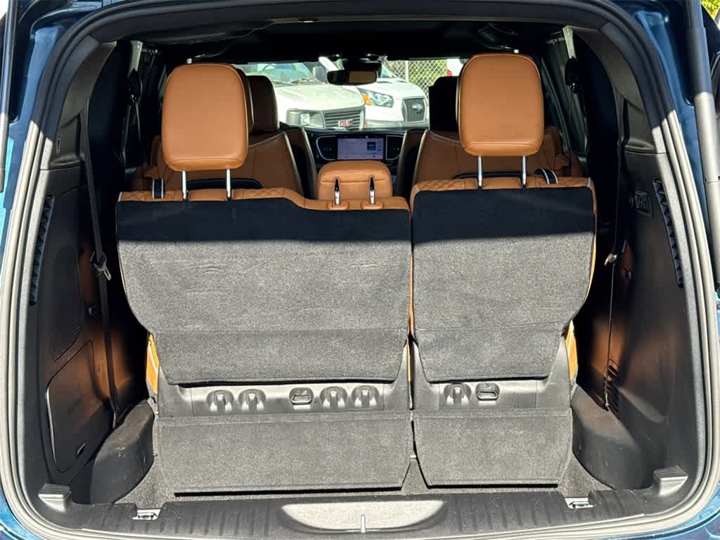 Thumbnail: 2022 Chrysler Pacifica - 15