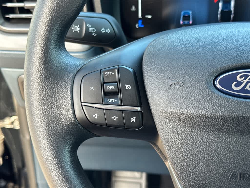 Thumbnail: 2025 Ford Maverick - 22