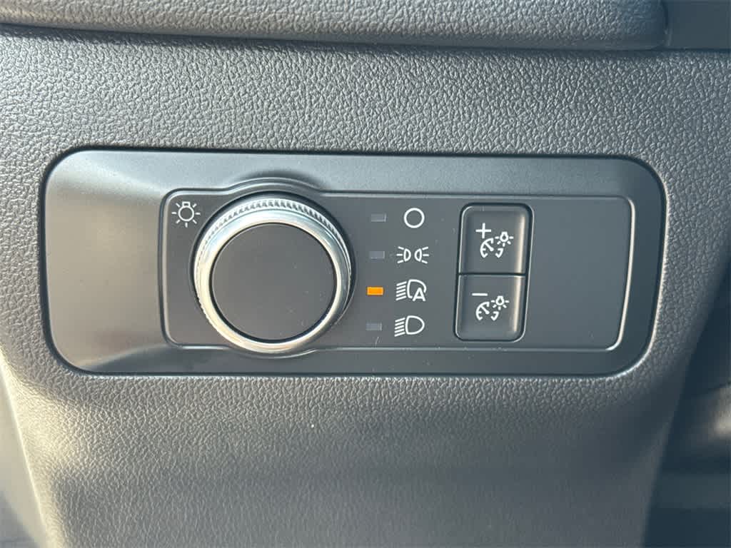 Thumbnail: 2021 Ford Escape - 30