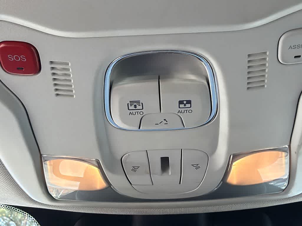 Thumbnail: 2021 Jeep Renegade - 30