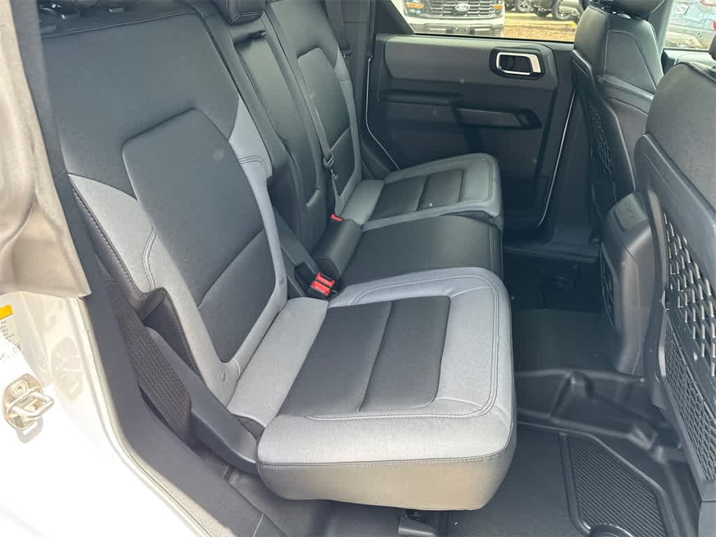 2024 Ford Bronco Black Diamond 14