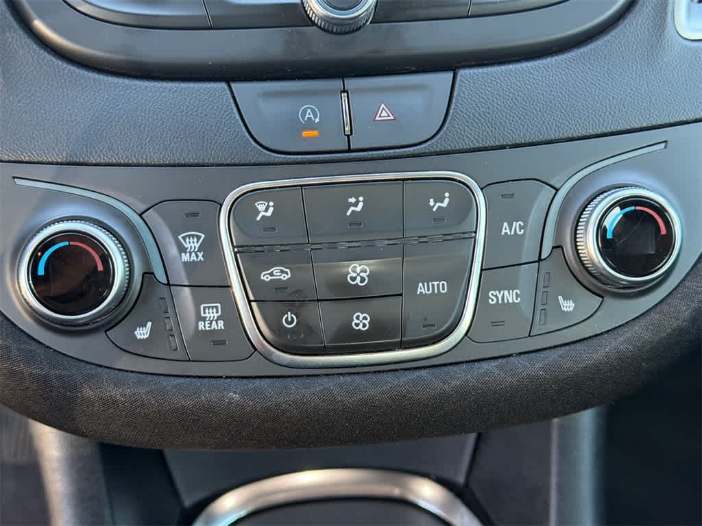 Thumbnail: 2023 Chevrolet Malibu - 29