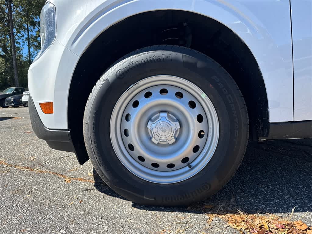 Thumbnail: 2025 Ford Maverick - 9