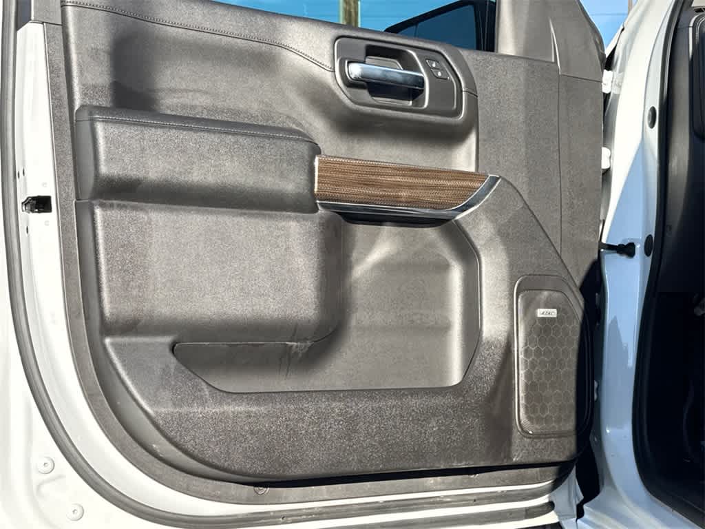 Thumbnail: 2020 Chevrolet Silverado 1500 - 11