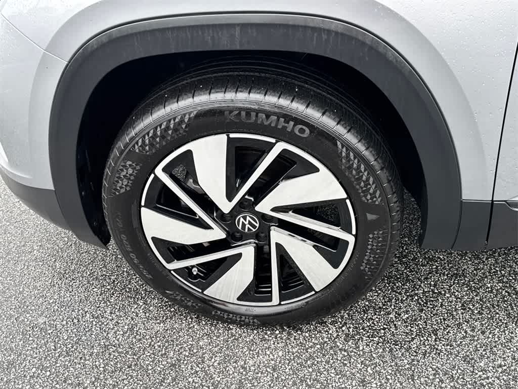 Thumbnail: 2024 Volkswagen Atlas - 9