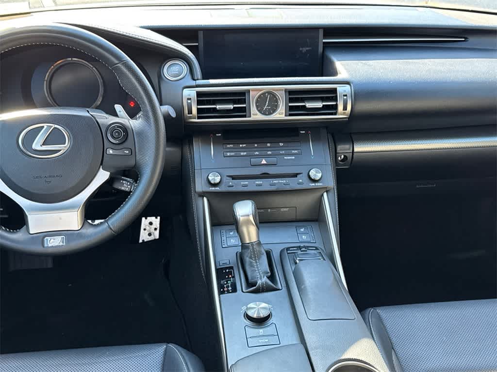 Thumbnail: 2015 Lexus IS - 12