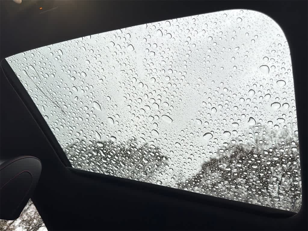 Thumbnail: 2023 Genesis G70 - 32