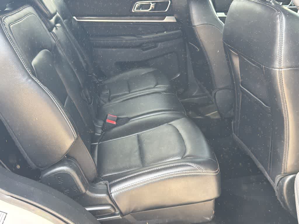 Thumbnail: 2019 Ford Explorer - 14