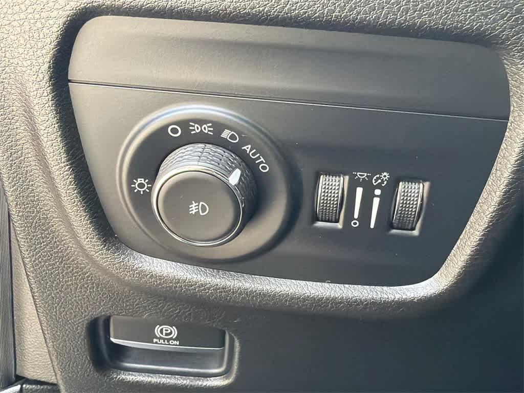 Thumbnail: 2021 Jeep Grand Cherokee L - 34