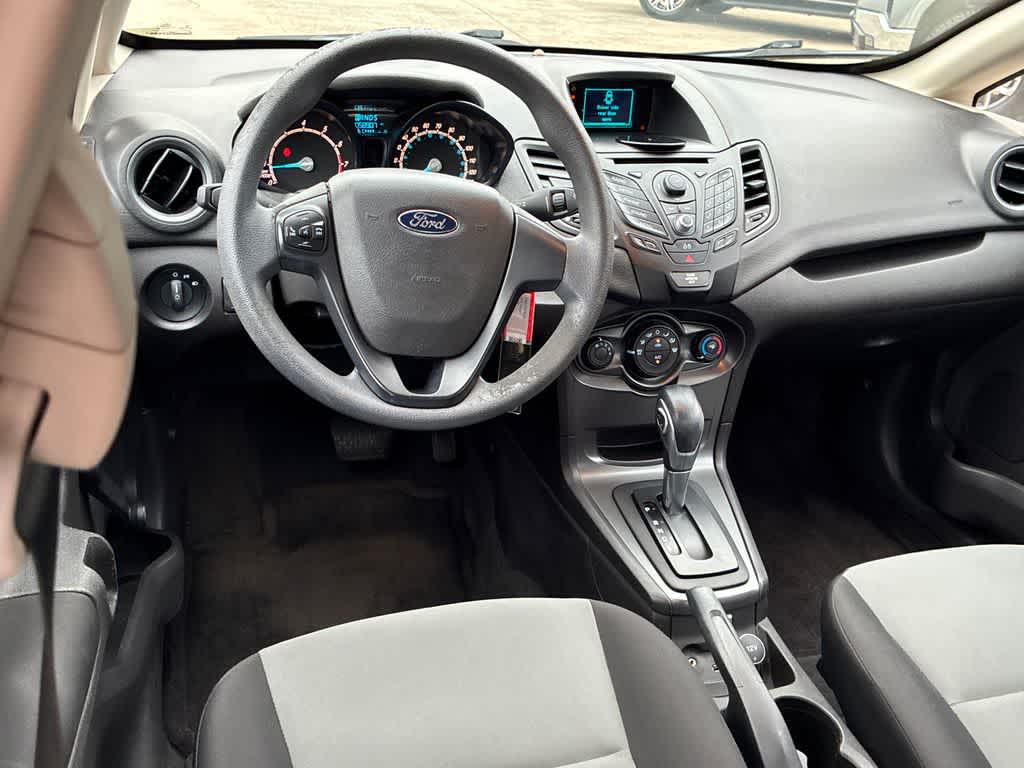 Thumbnail: 2015 Ford Fiesta - 20