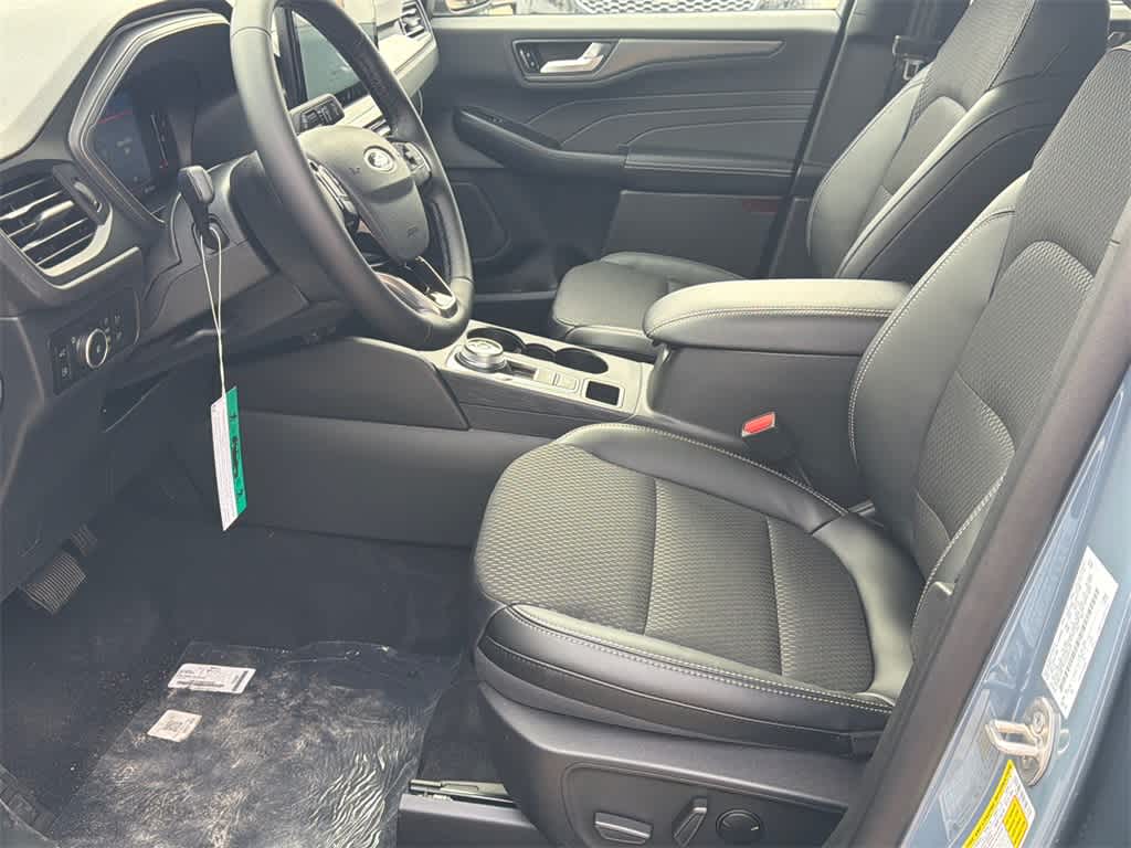 Thumbnail: 2026 Ford Escape - 10