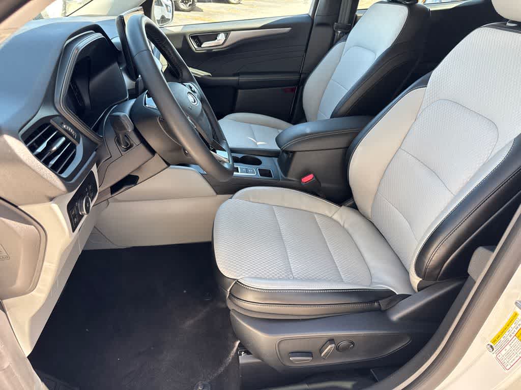 Thumbnail: 2024 Ford Escape - 10