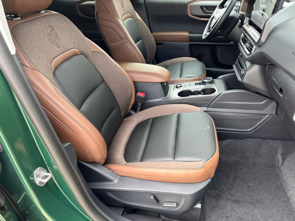 Thumbnail: 2025 Ford Bronco Sport - 12