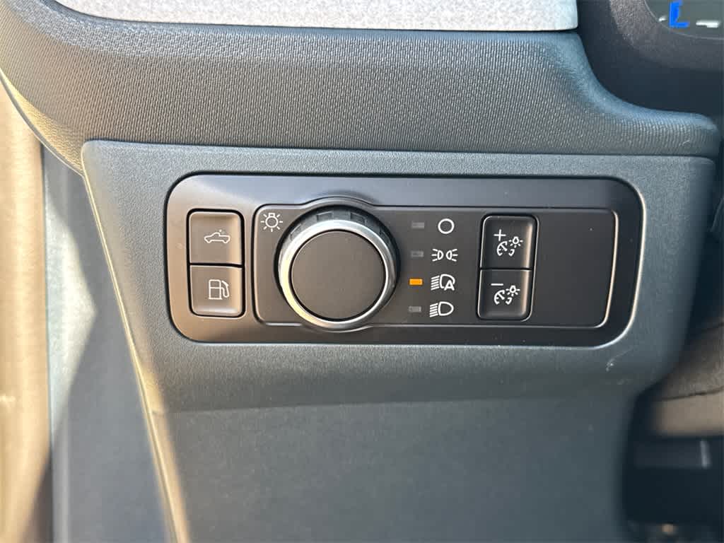 Thumbnail: 2025 Ford Maverick - 30