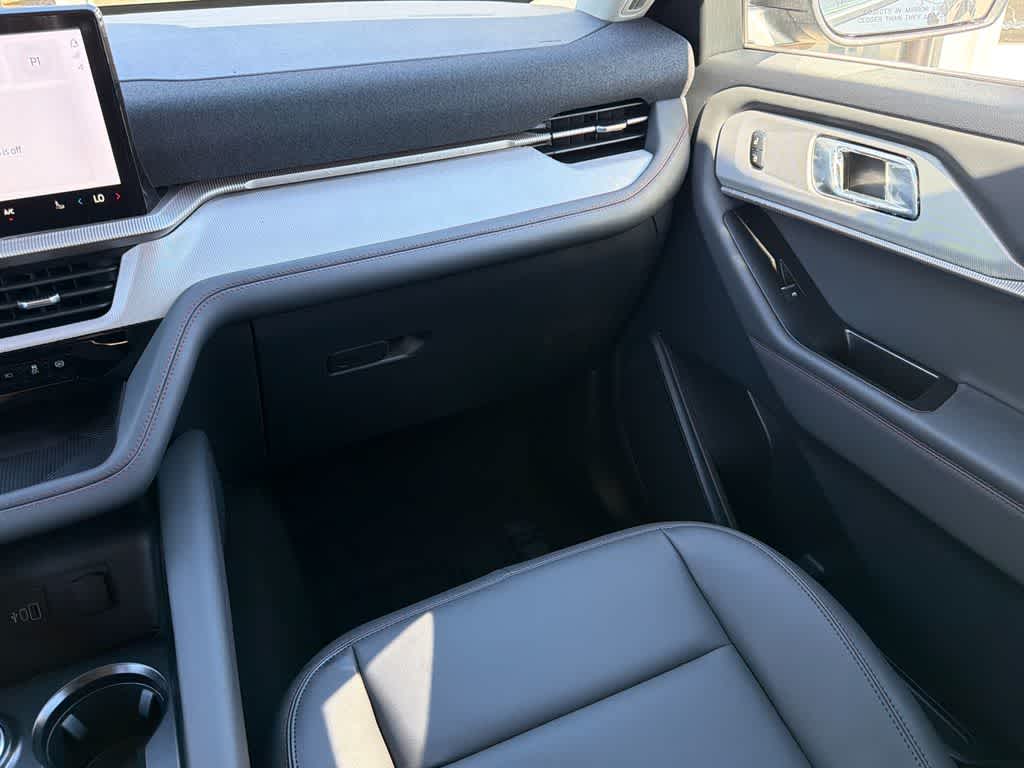 Thumbnail: 2026 Ford Explorer - 23