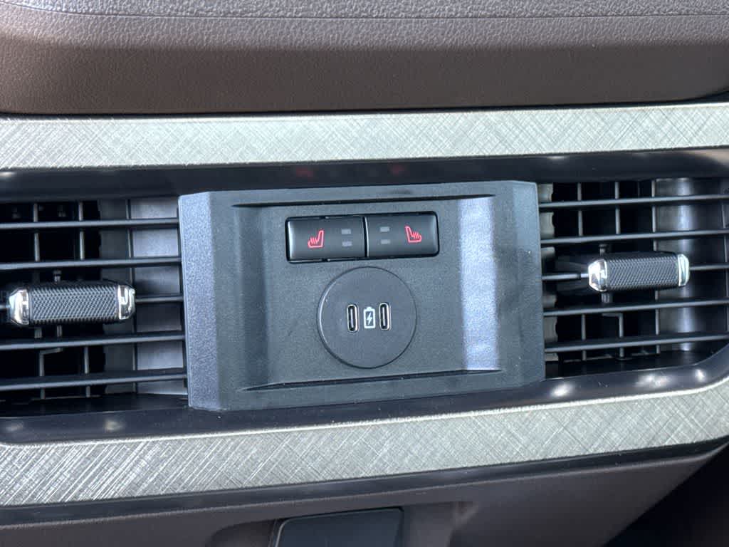 Thumbnail: 2025 Ford F-350 - 18