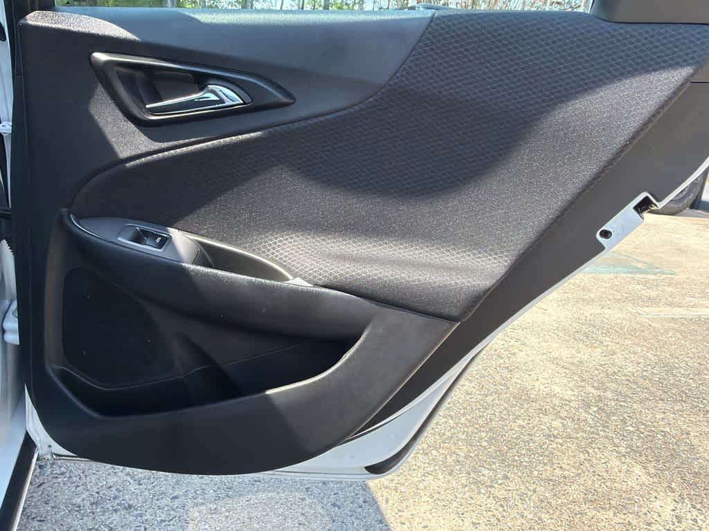 Thumbnail: 2024 Chevrolet Malibu - 15