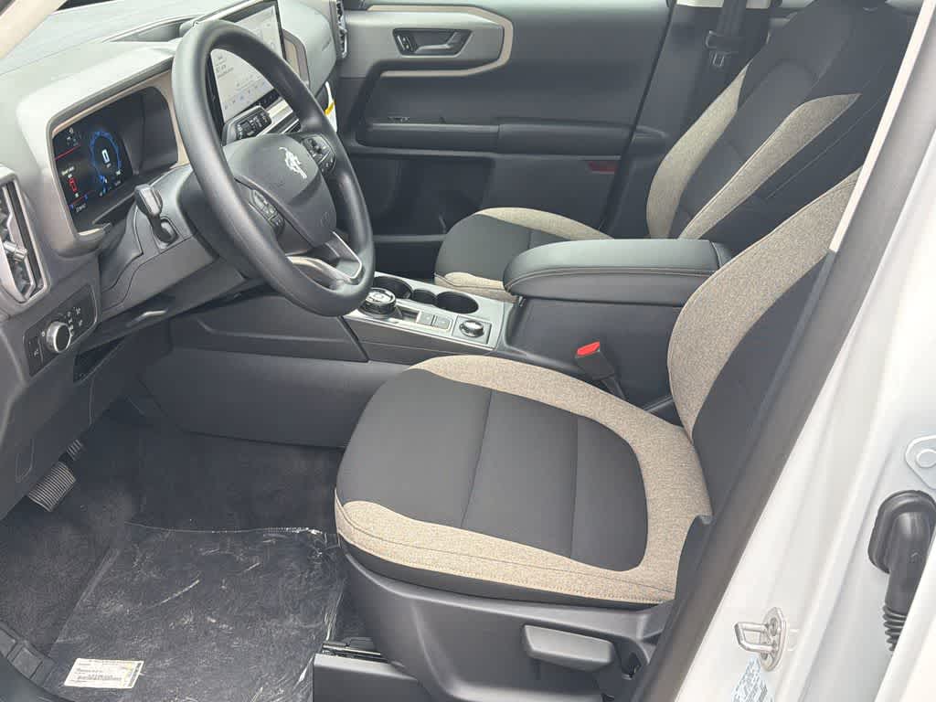 Thumbnail: 2025 Ford Bronco Sport - 10