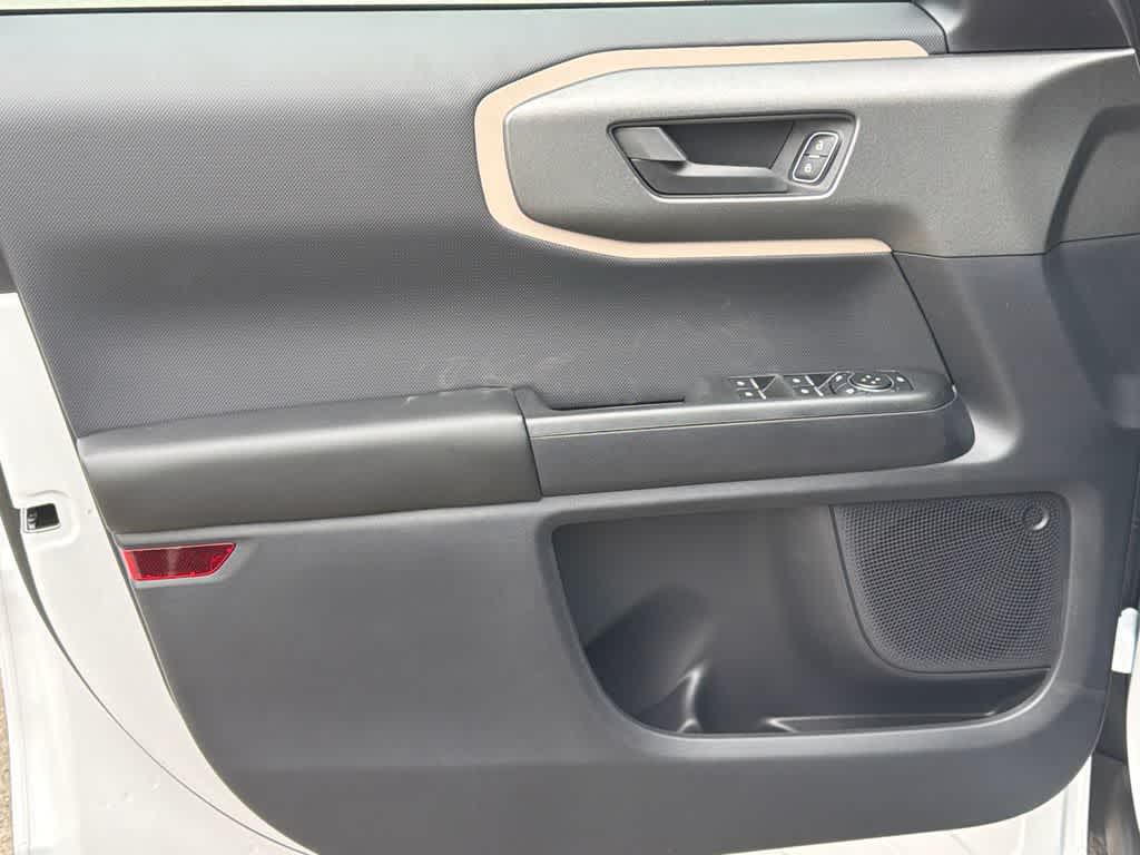 Thumbnail: 2025 Ford Bronco Sport - 11